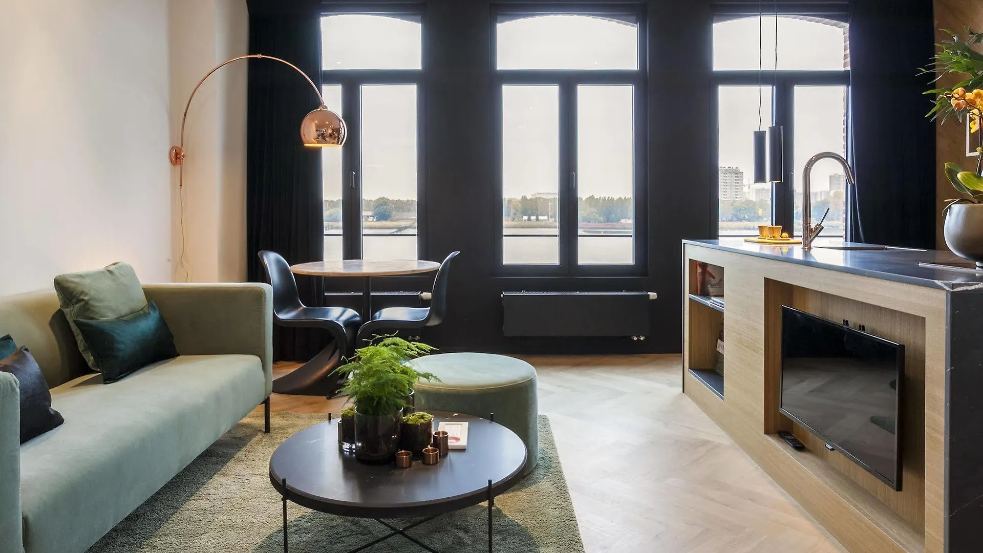 ****  Hotel Kaai 11 à Anvers Belgique